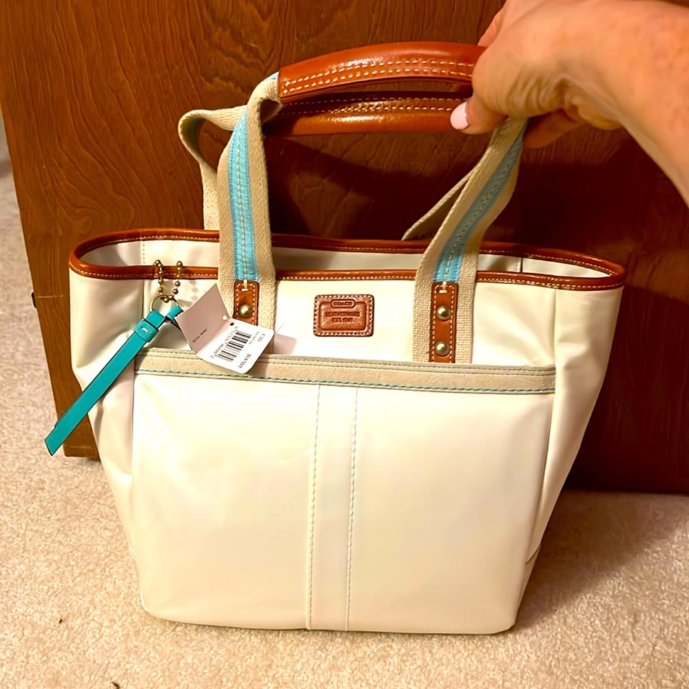 White / tan/ blue Coach Bag NWT - gorgeous!